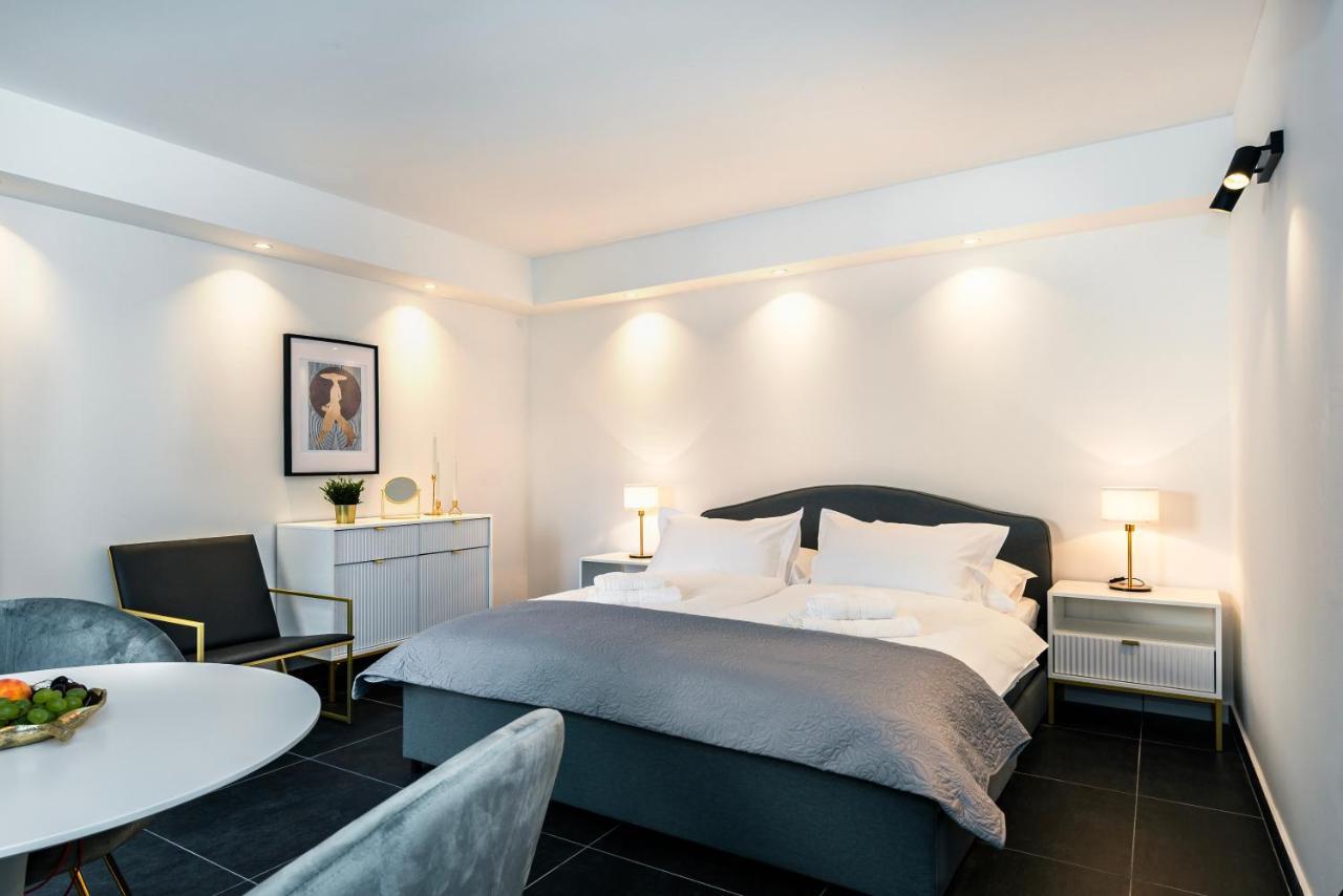 City Break Studio Apartments ชิเบนิก ภายนอก รูปภาพ