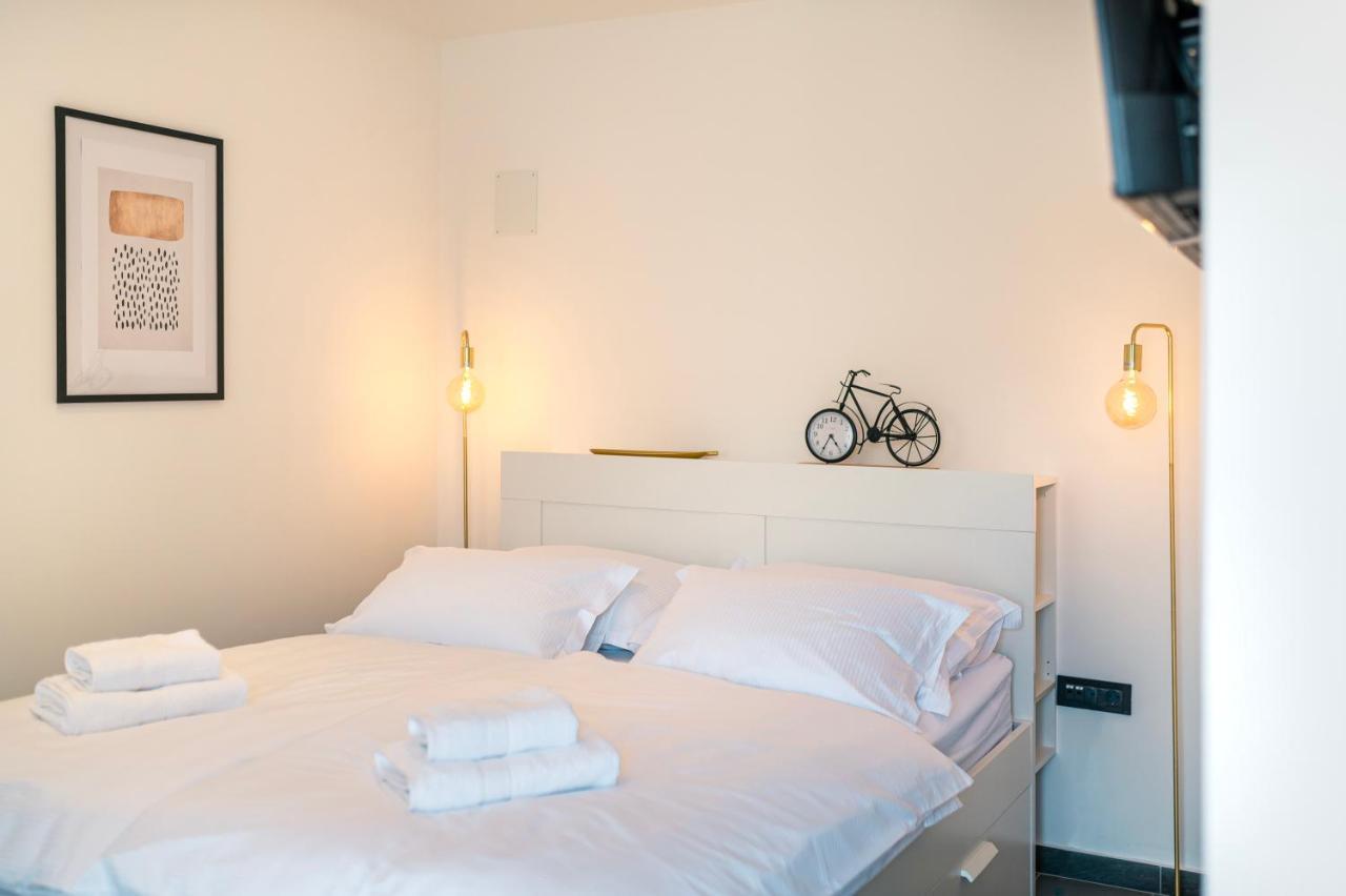 City Break Studio Apartments ชิเบนิก ภายนอก รูปภาพ